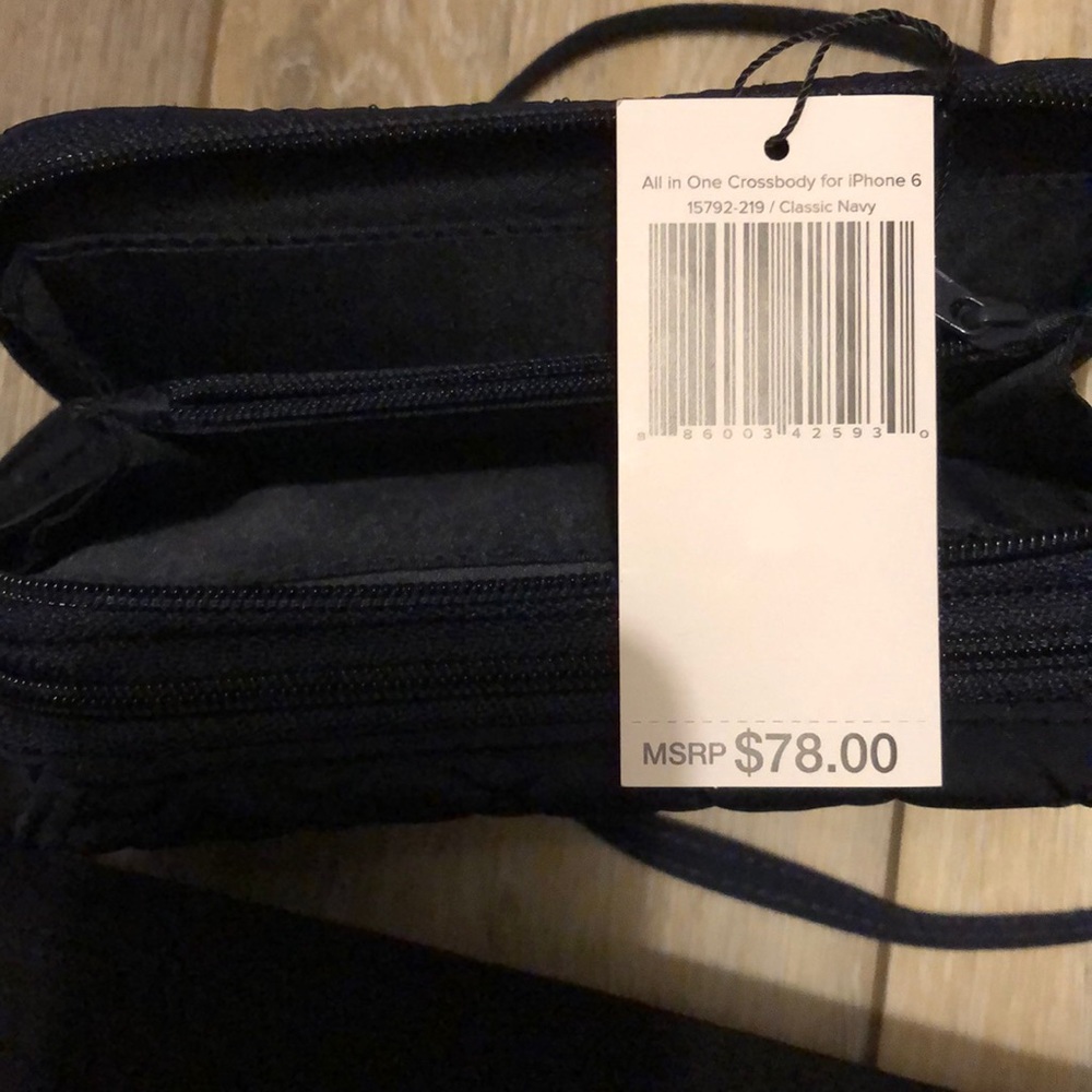 All In One Crossbody - Picture 4 of 8